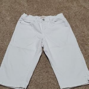 Womens Levi shorts